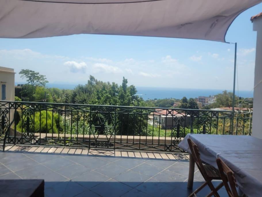 Kamyhouse Una Tranquilla Struttura Nel Verde Villa เนเปิลส์ ภายนอก รูปภาพ